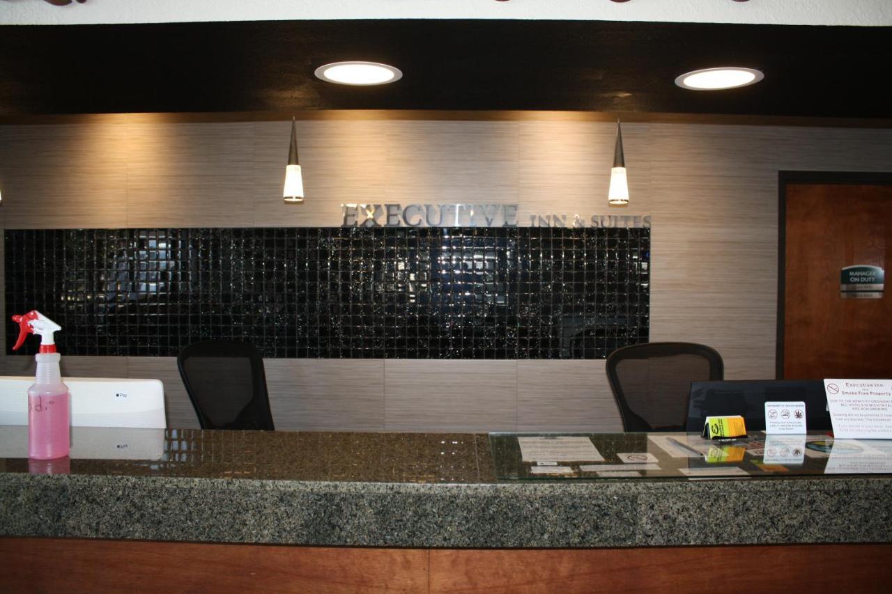 Executive Inn And Suites Wichita Falls Kültér fotó